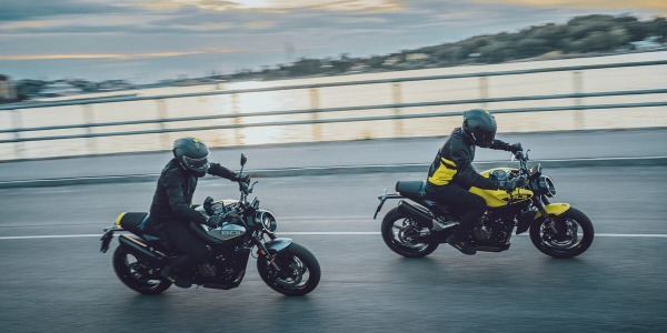 Husqvarna moto 2025 : Redécouvrez Vitpilen et Svartpilen en Ville